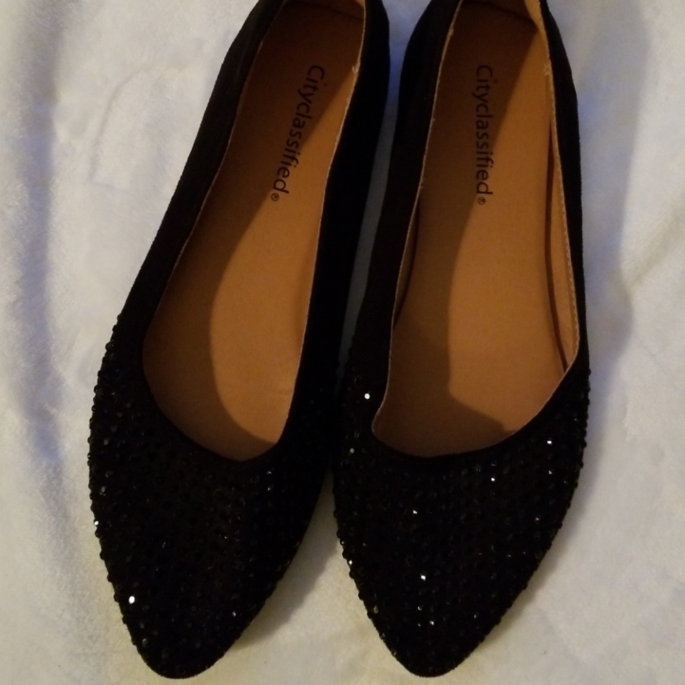 Cute Ballet Flats.       088